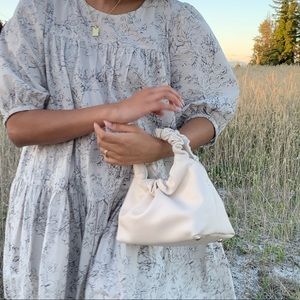 Small circle handbag